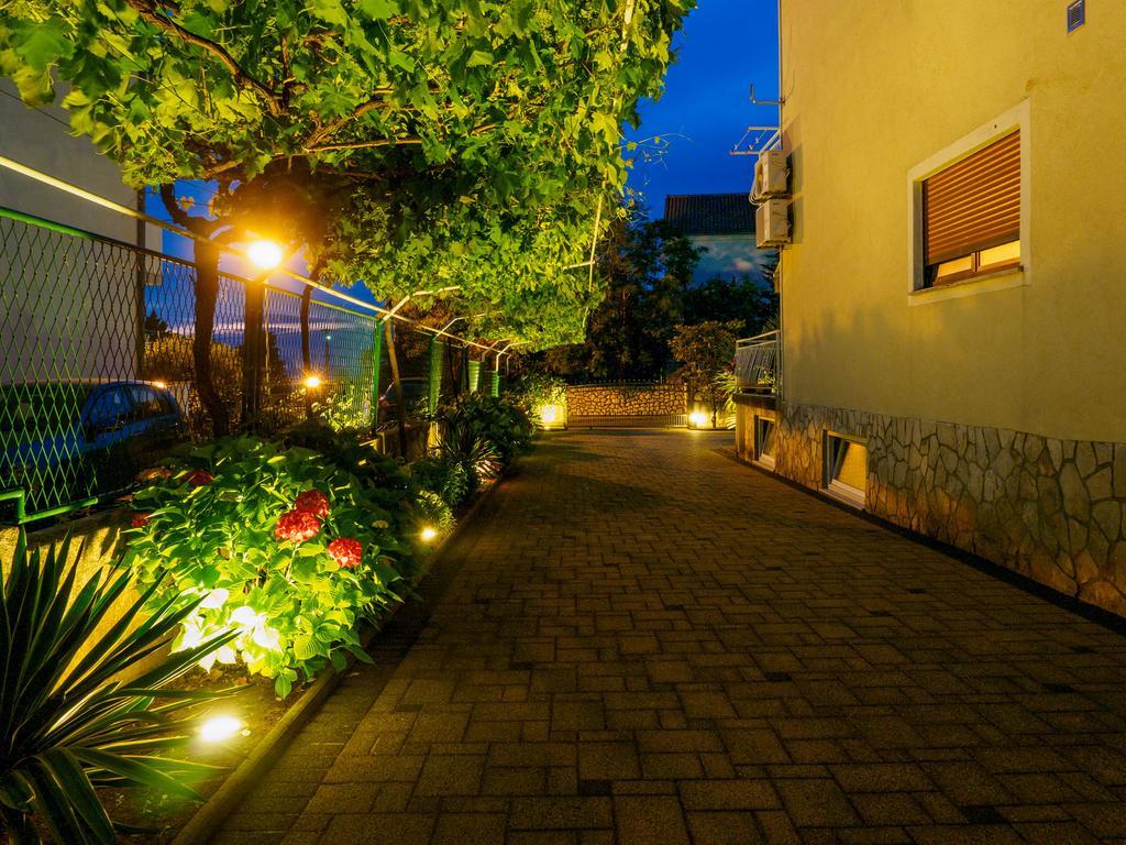 Villa Petra Selce Bagian luar foto